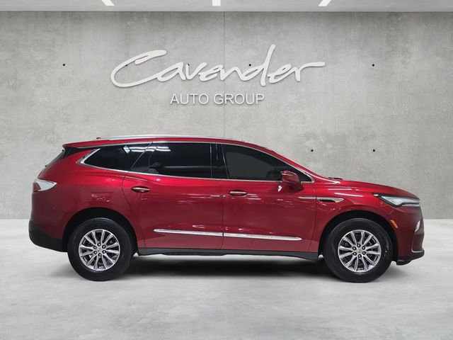 Used 2024 Buick Enclave Essence w/ LPO, Cargo Package image 17