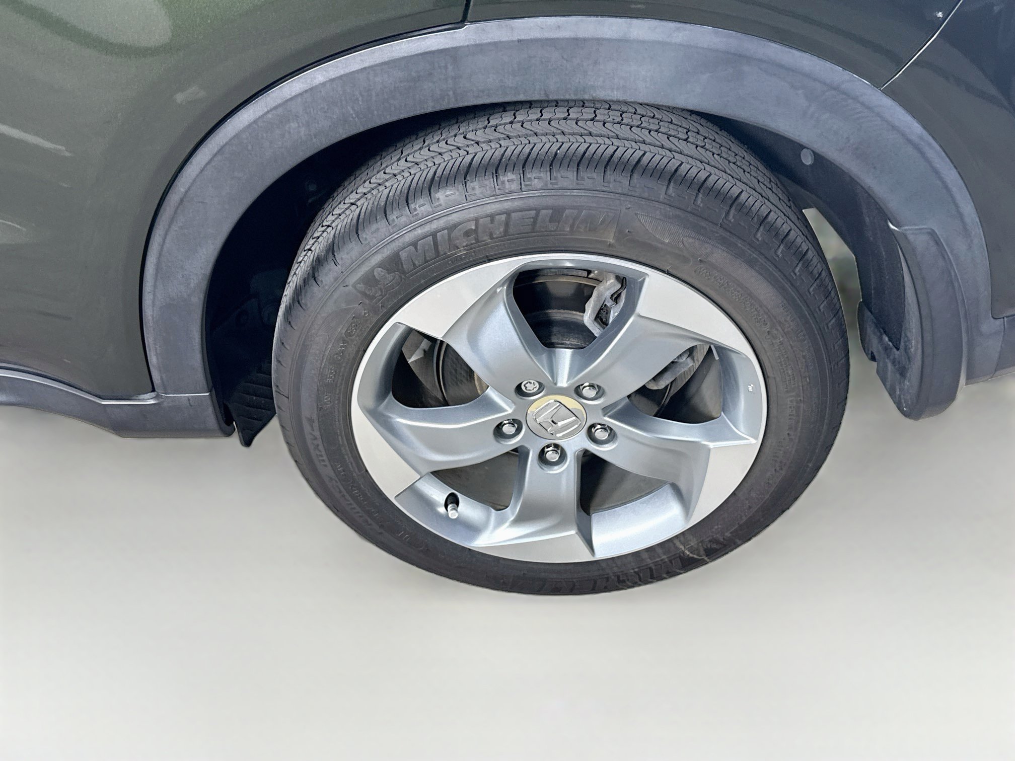 Used 2018 Honda HR-V LX image 35