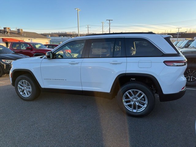 New 2025 Jeep Grand Cherokee Laredo X image 6