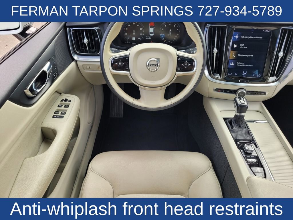 Used 2020 Volvo S60 T5 Momentum image 15