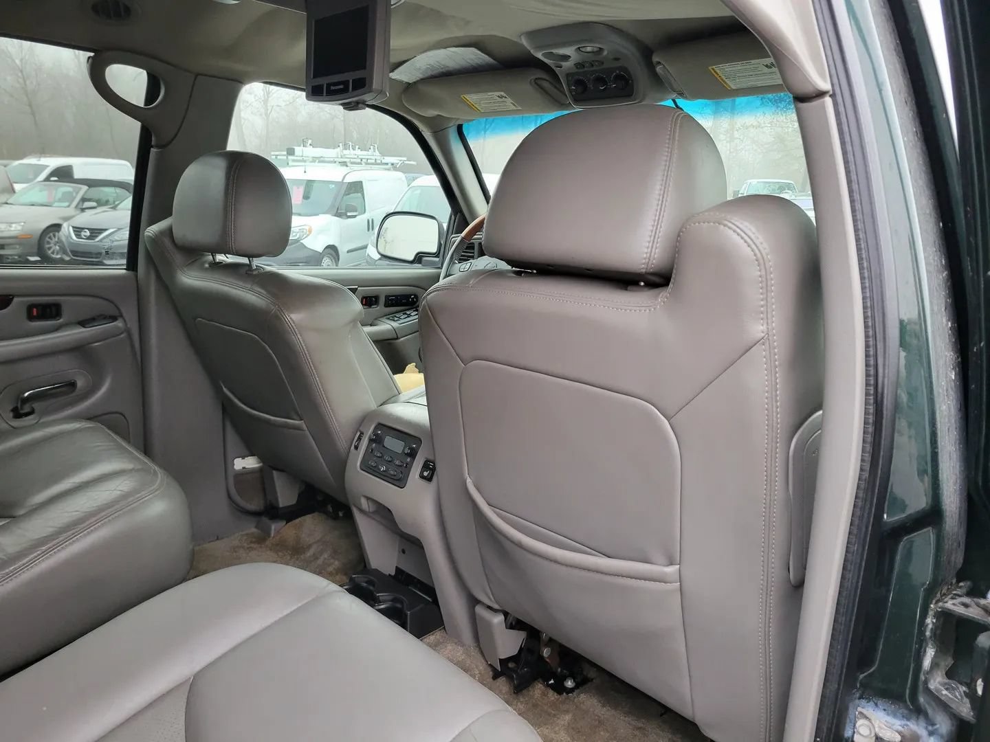 Used 2003 Cadillac Escalade AWD image 27