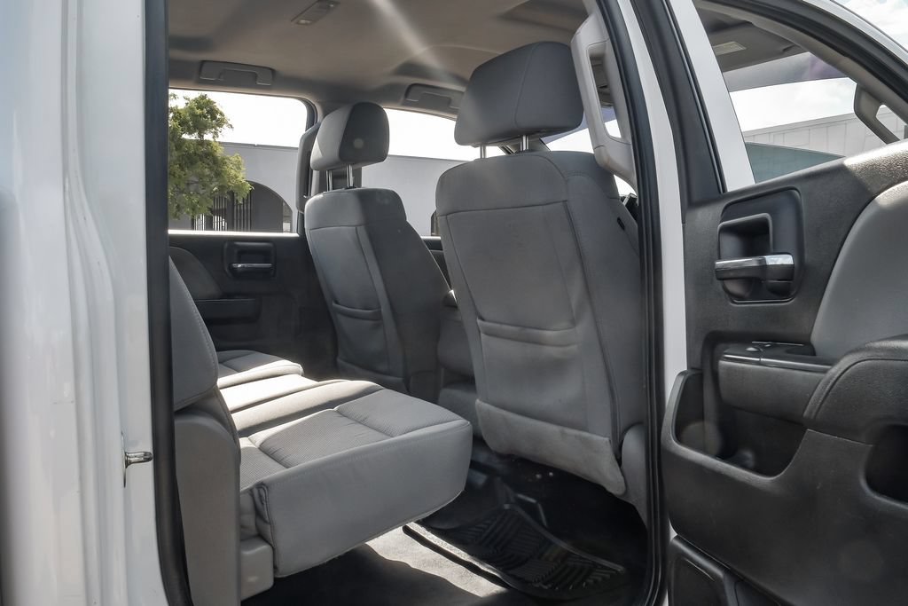 Used 2018 Chevrolet Silverado 1500 W/T w/ Trailering Package AWD/4WD image 30