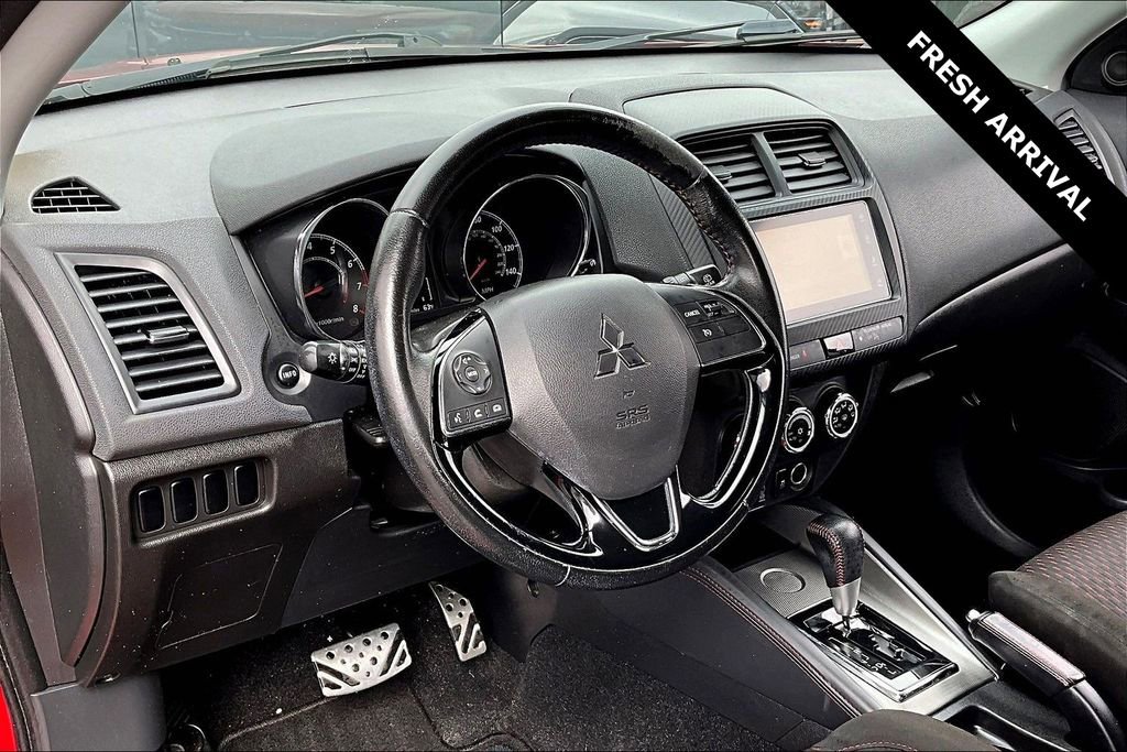 Used 2019 Mitsubishi Outlander Sport ES image 16