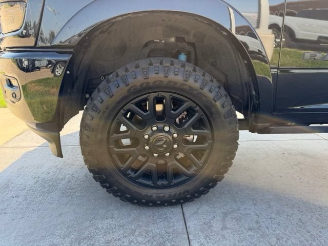 Used 2025 RAM 2500 Limited AWD/4WD image 4
