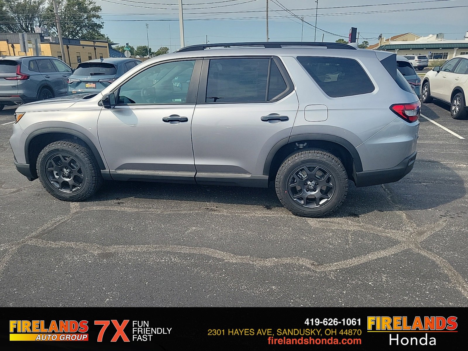 New 2025 Honda Pilot TrailSport image 11