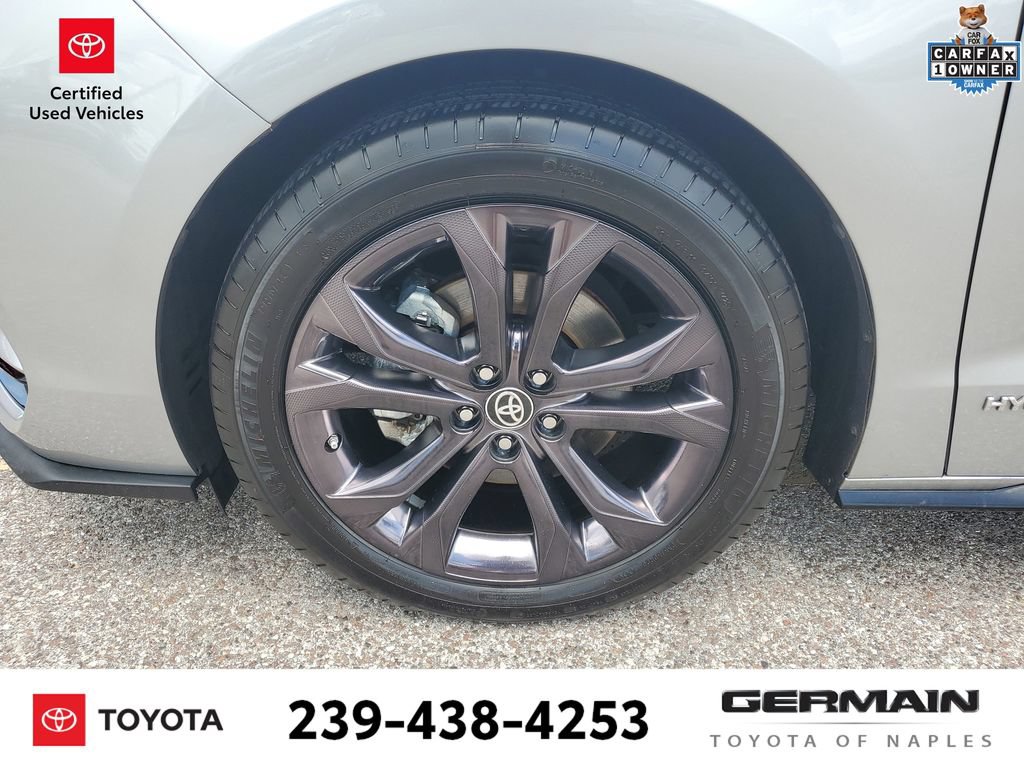 Certified 2021 Toyota Sienna XSE FWD image 12