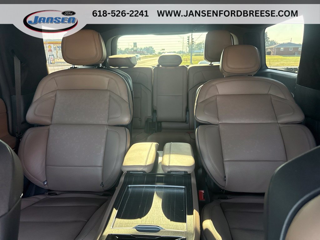 Used 2026 Lincoln Navigator Black Label AWD/4WD image 16