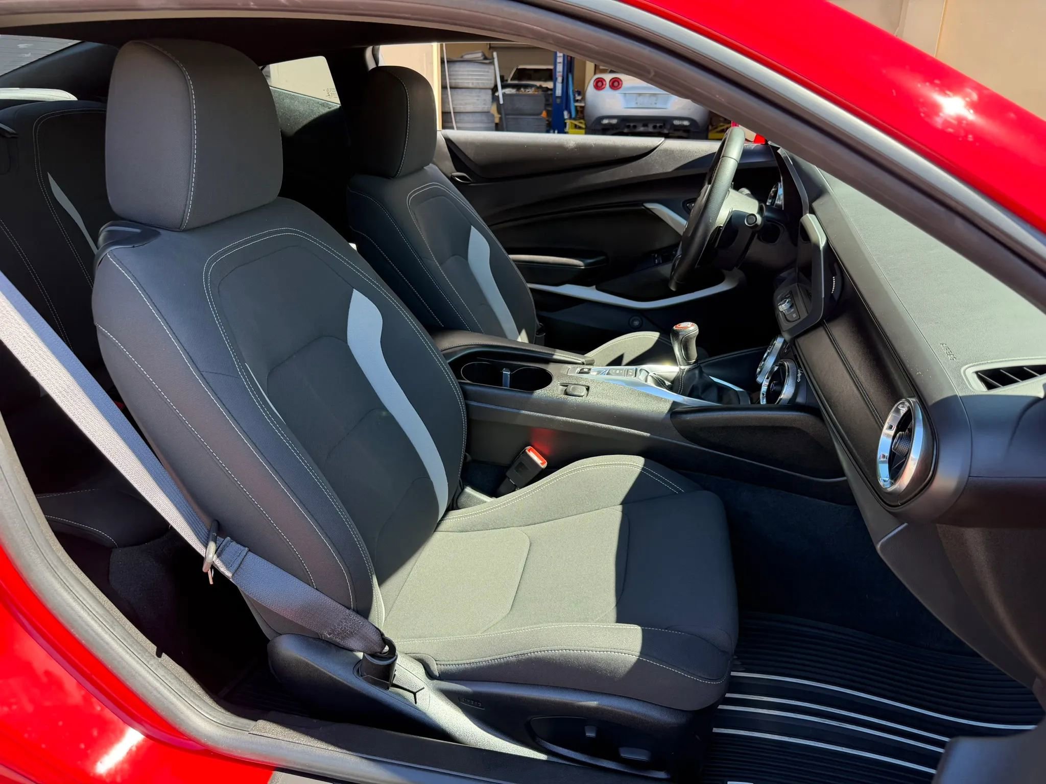 Used 2016 Chevrolet Camaro SS RWD image 15