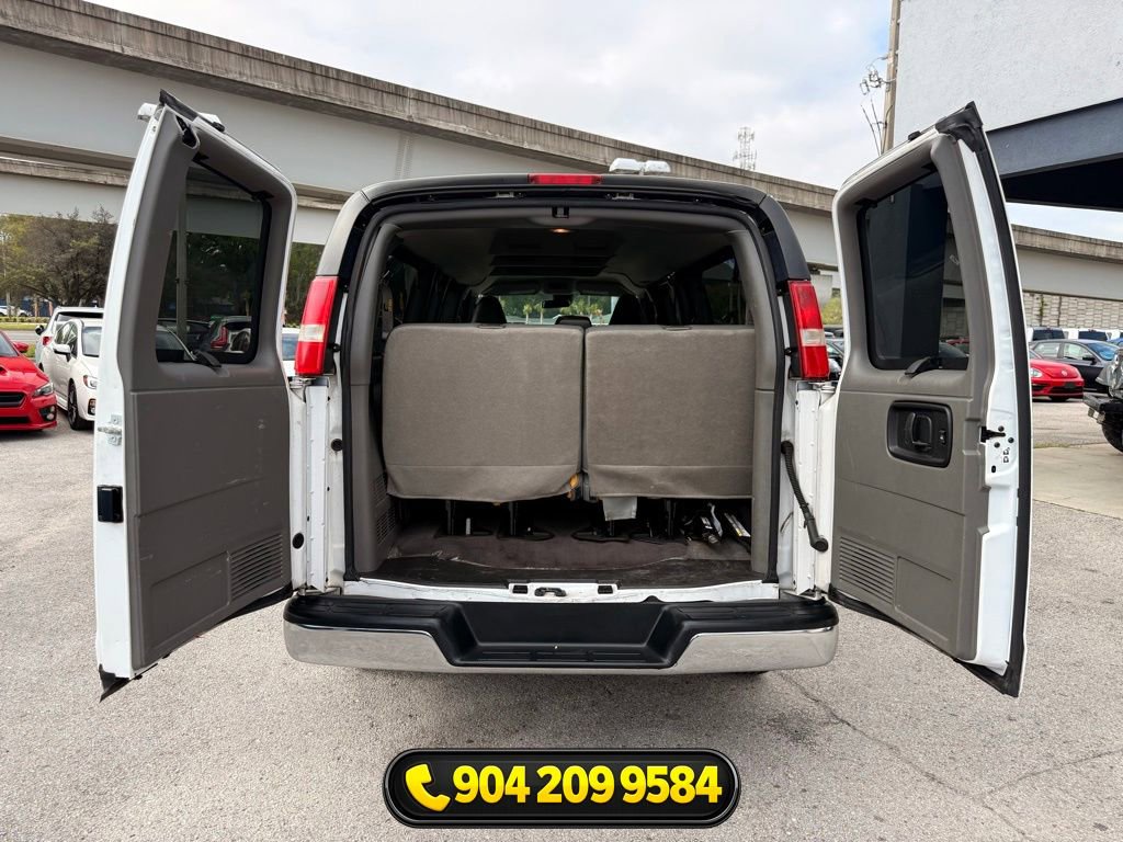 Used 2019 Chevrolet Express 3500 LT w/ LT Preferred Equipment Group RWD image 20