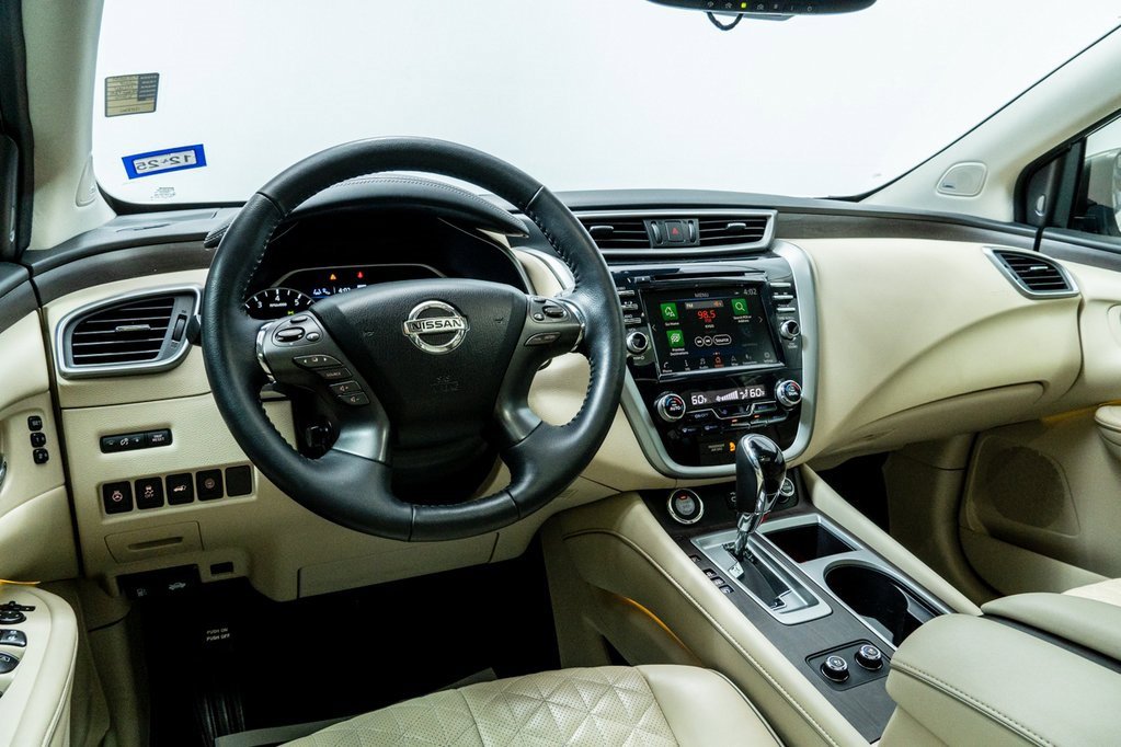 Used 2019 Nissan Murano Platinum w/ Cargo Package image 4