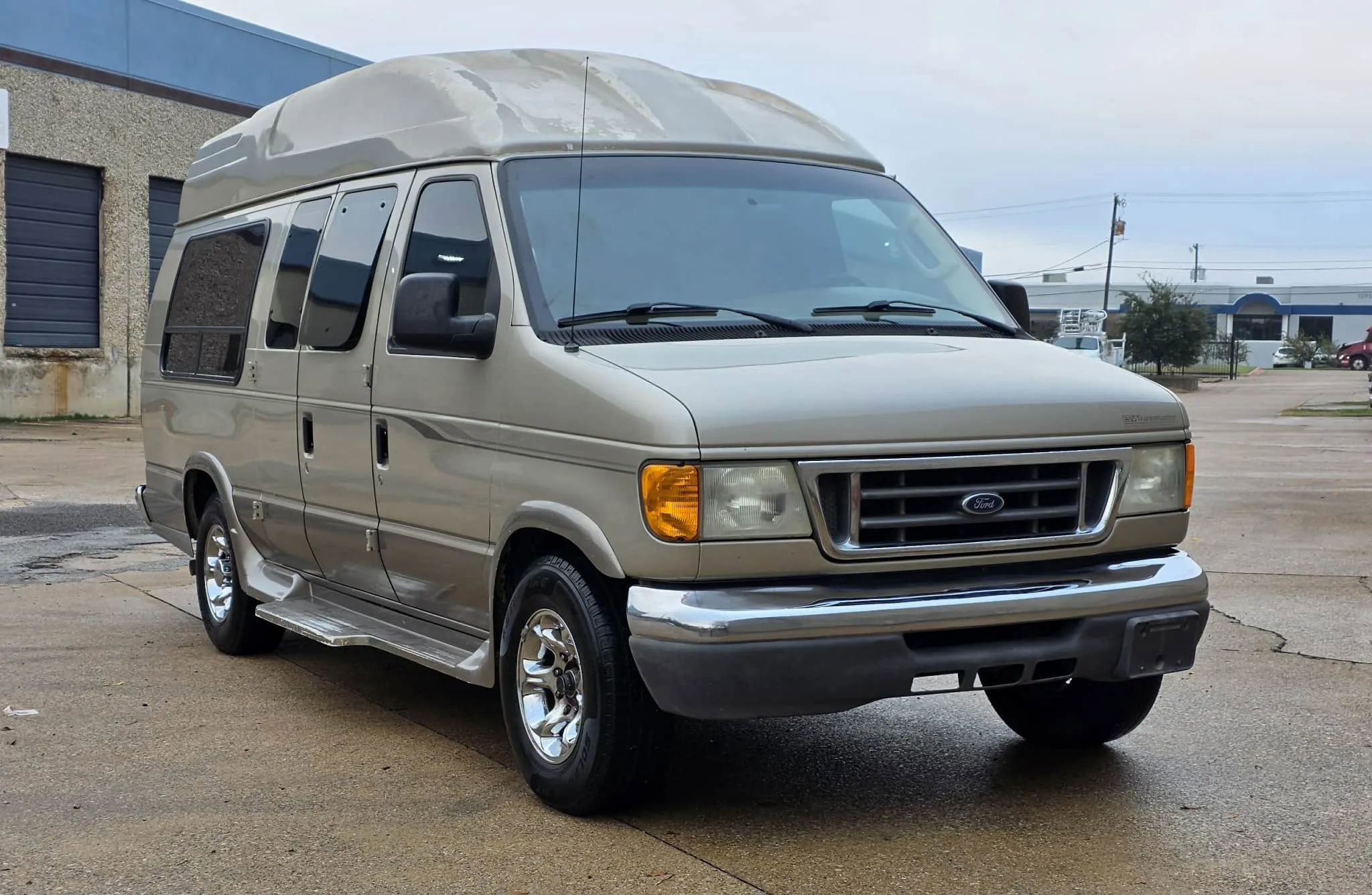 Used 2007 Ford E-350 and Econoline 350 Extended Super Duty