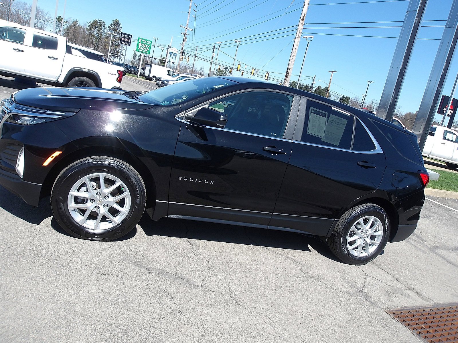 Used 2023 Chevrolet Equinox LT AWD/4WD image 4