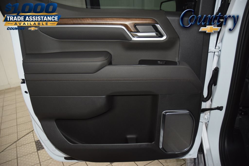 New 2026 Chevrolet Silverado 1500 High Country w/ Technology Package AWD/4WD image 48