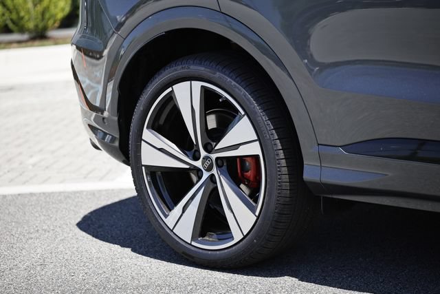 New 2026 Audi SQ5 Premium Plus AWD/4WD image 6