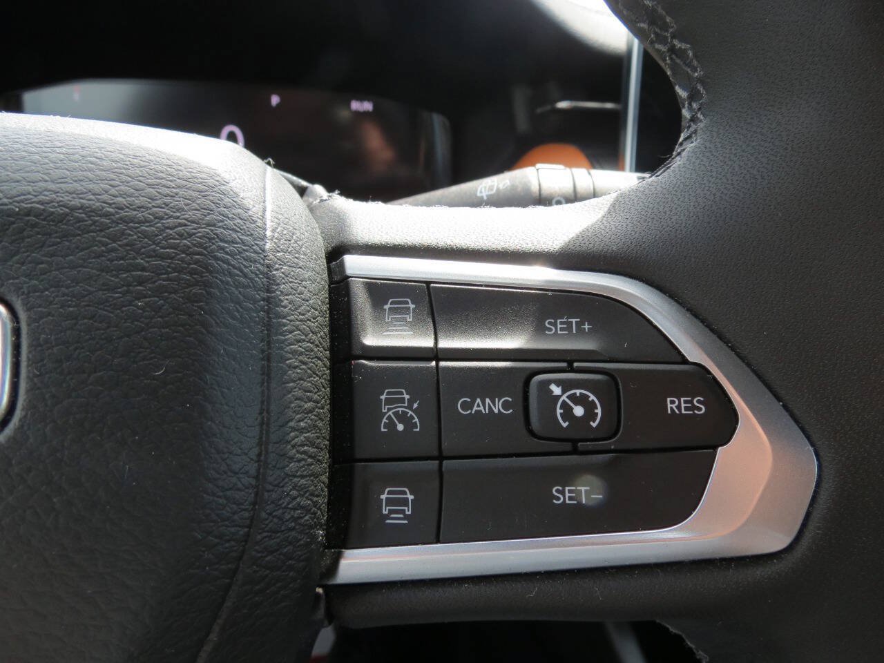 Used 2024 Jeep Compass Limited w/ Elite Group AWD/4WD image 22