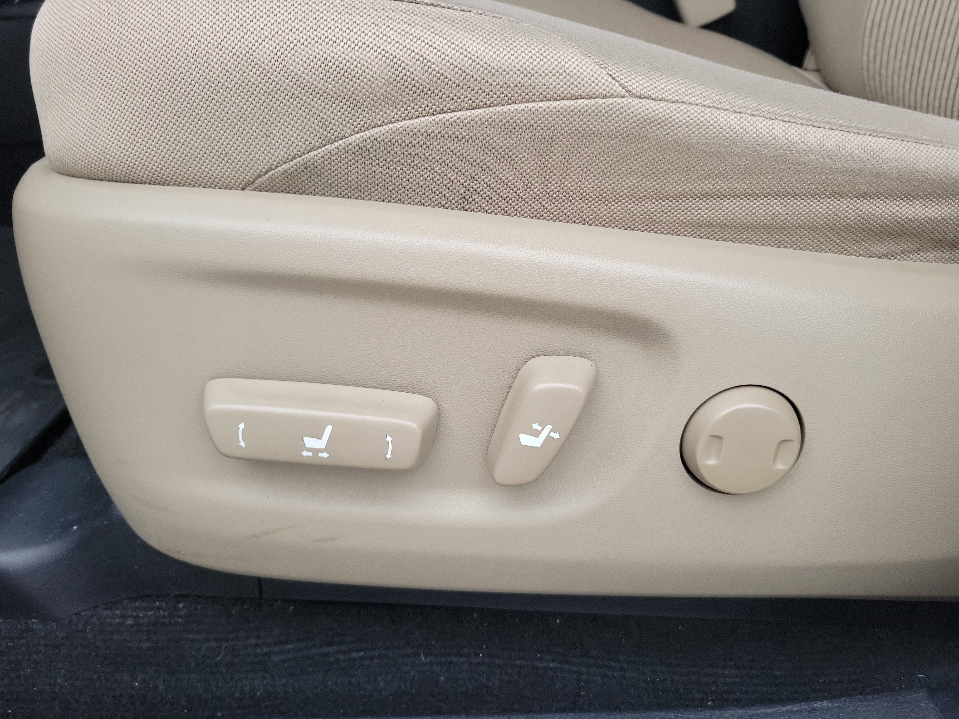 Used 2016 Toyota 4Runner SR5 image 20