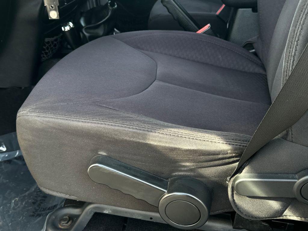 Used 2014 Jeep Wrangler Unlimited Sport w/ Quick Order Package 23S image 15