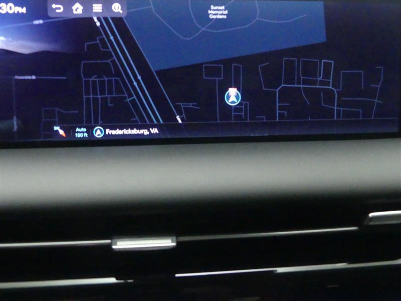 Used 2025 Genesis G80 2.5T image 9