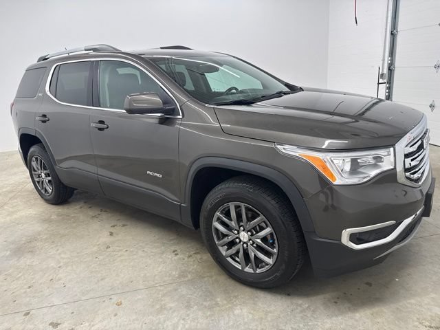 Used 2019 GMC Acadia SLT AWD/4WD image 3