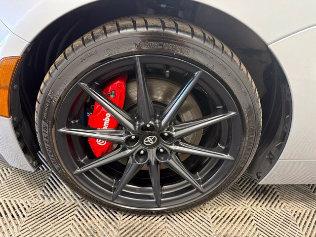 Used 2025 Toyota GR86 Premium w/ Performance Package RWD image 10