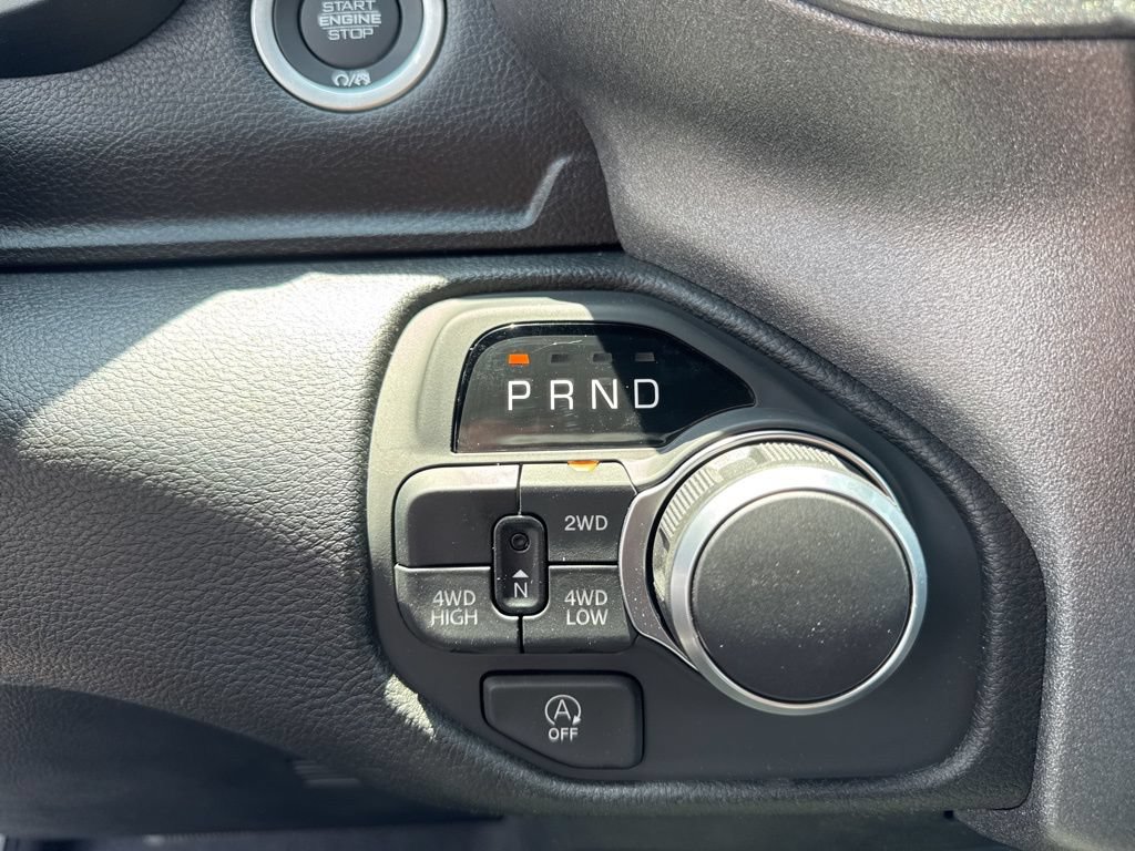 New 2025 RAM 1500 Tradesman AWD/4WD image 18