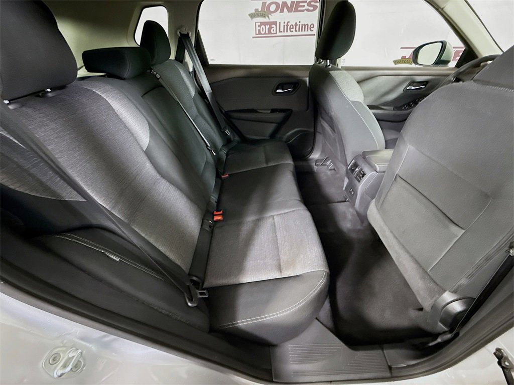 Certified 2022 Nissan Rogue SV image 27