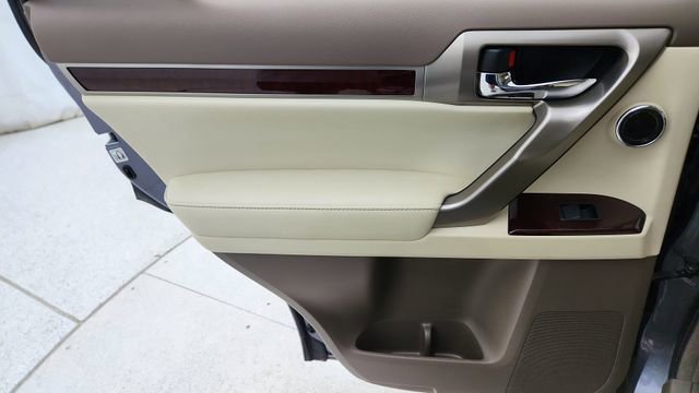 Used 2016 Lexus GX 460 Luxury image 35