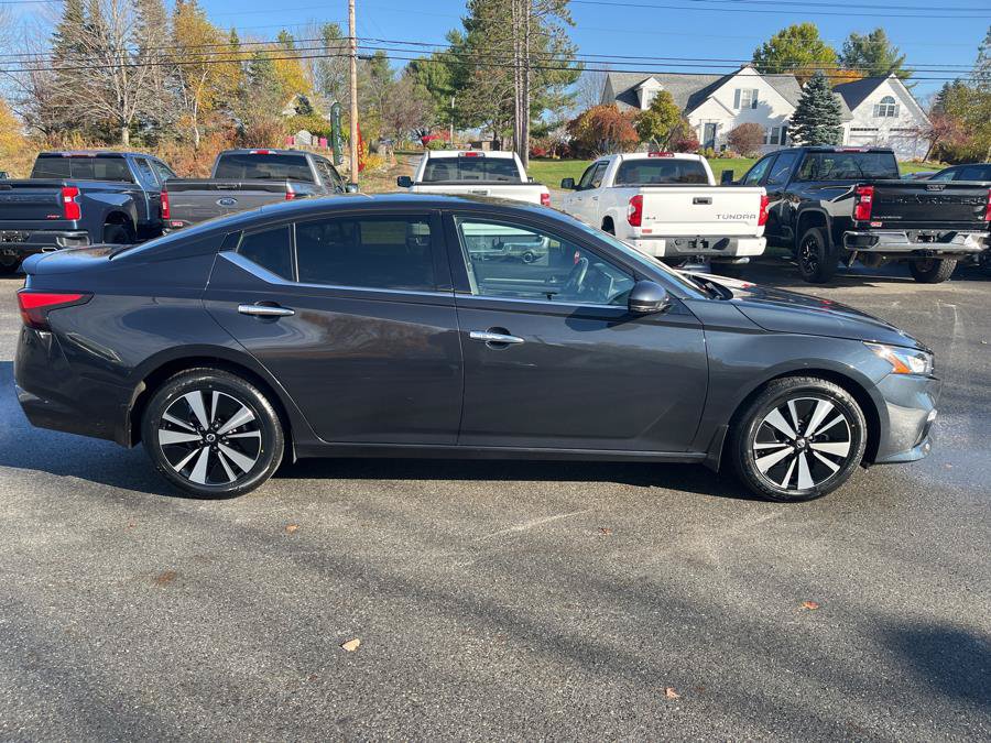 Used 2021 Nissan Altima 2.5 SL image 2