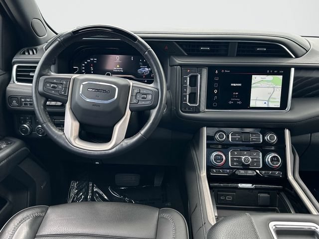 Used 2024 GMC Yukon XL Denali w/ Advanced Technology Package AWD/4WD image 2