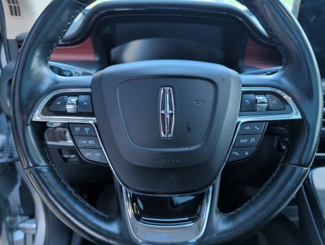 Used 2023 Lincoln Nautilus Reserve AWD/4WD image 16