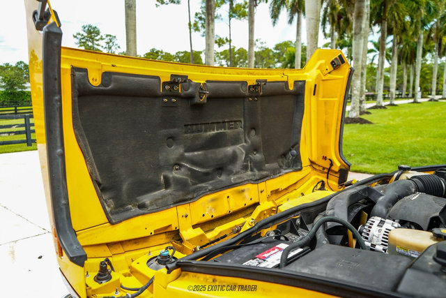 Used 2003 HUMMER H2 w/ Preferred Equipment Group image 16