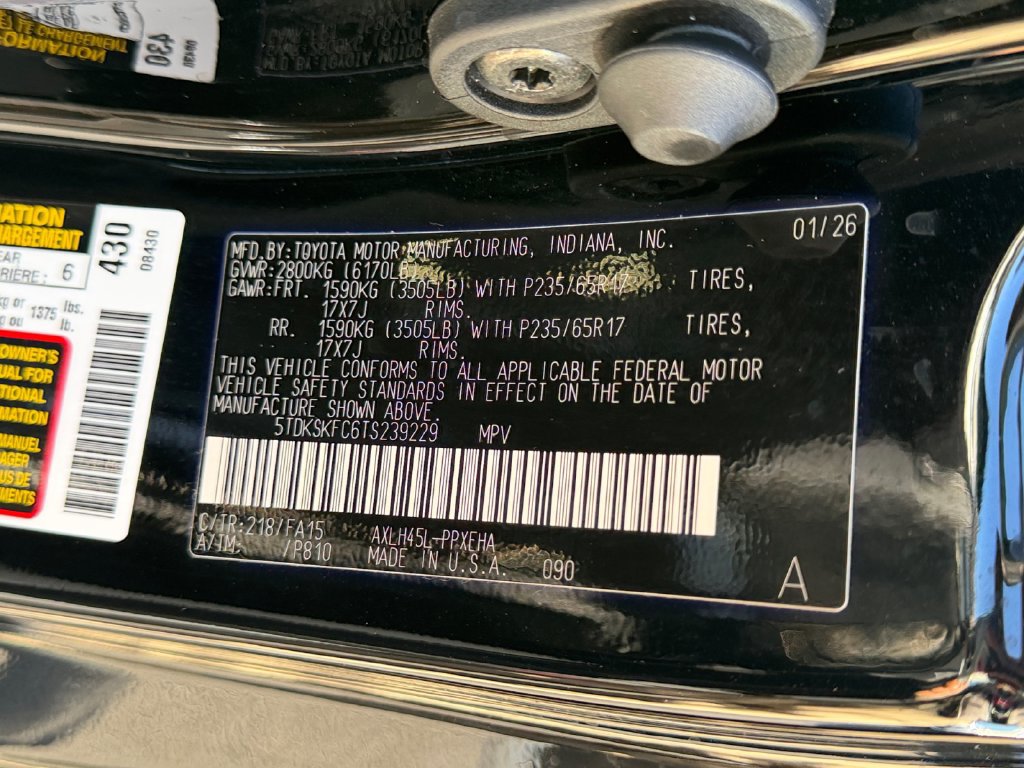 Used 2026 Toyota Sienna LE AWD/4WD image 30