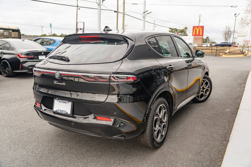 New 2025 Alfa Romeo Tonale w/ Premium Package image 9