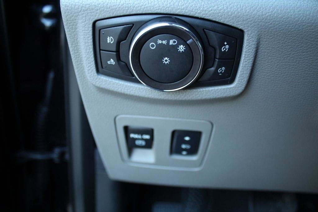 Used 2018 Ford F150 XLT w/ Equipment Group 302A Luxury image 23