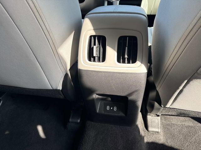 Used 2025 Hyundai Tucson SEL AWD/4WD image 19