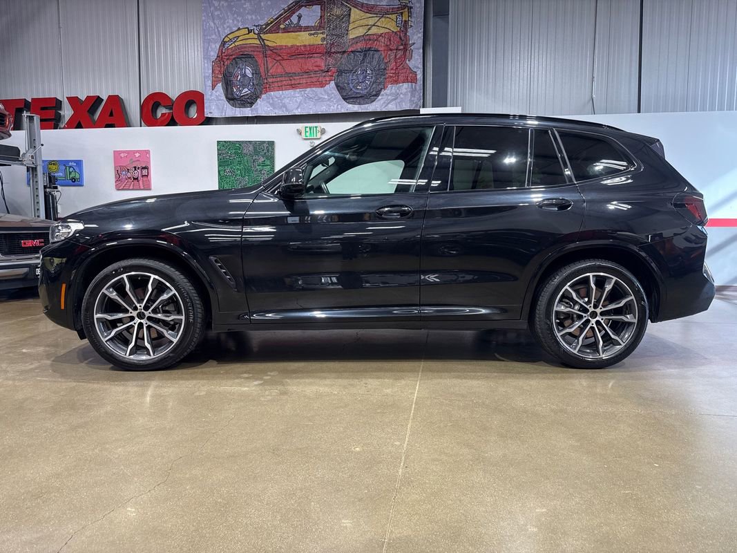 Used 2022 BMW X3 xDrive30i w/ M Sport Package 2 image 4