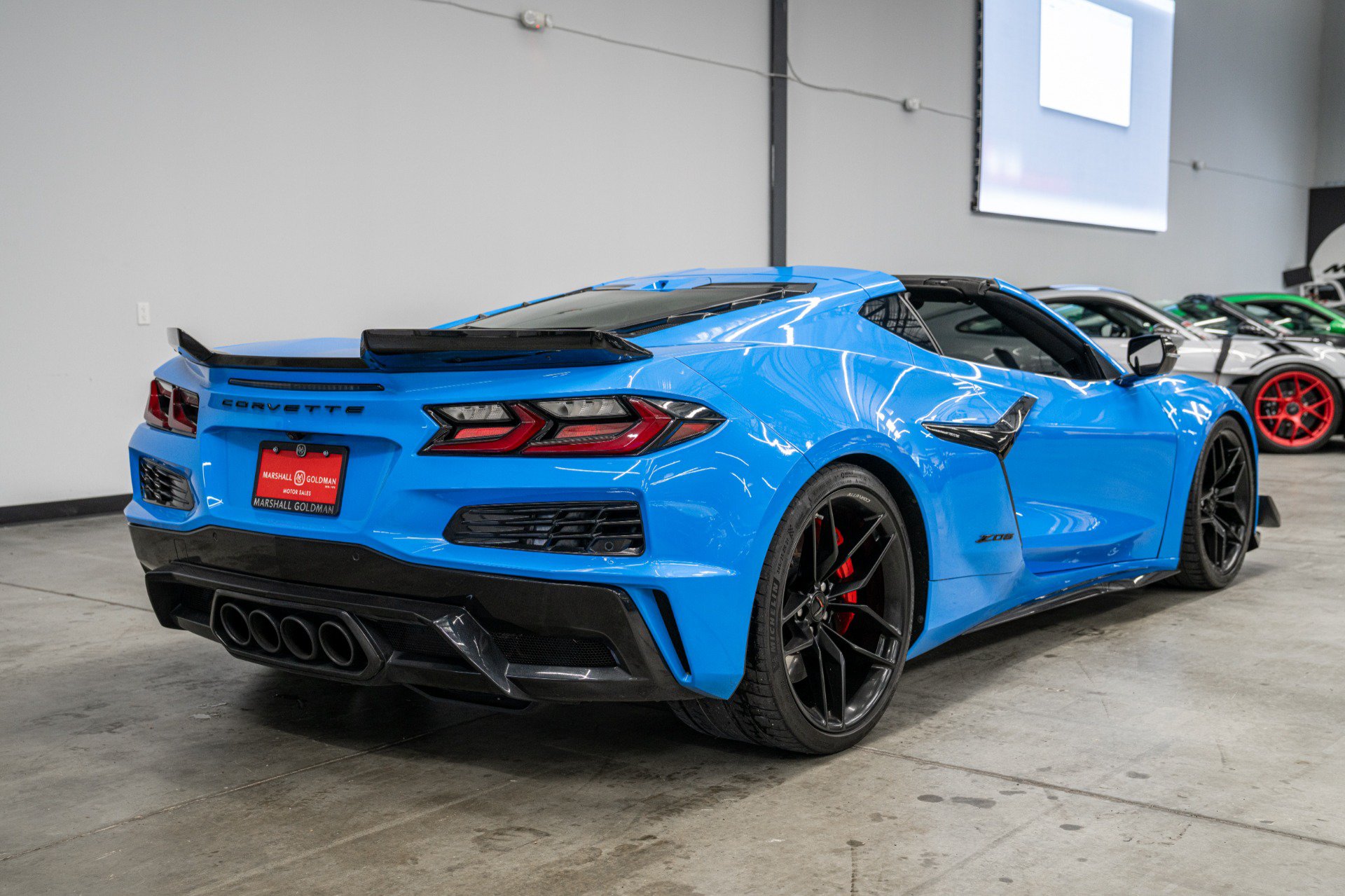 Used 2025 Chevrolet Corvette Z06 RWD image 8