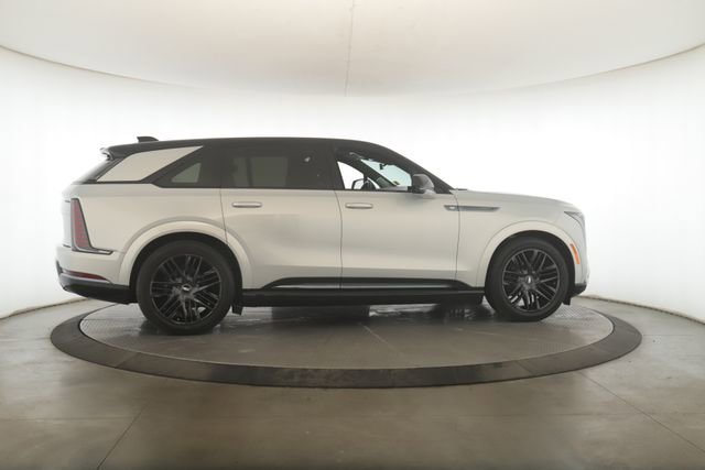 Used 2025 Cadillac Escalade IQ Sport 2 w/ LPO, ONYX Package image 6