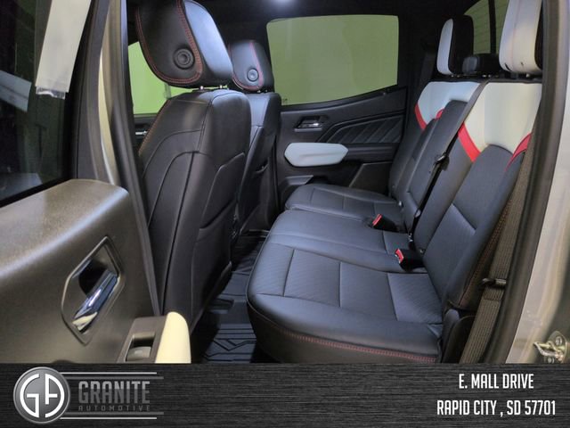 Used 2024 GMC Canyon AT4X AWD/4WD image 25