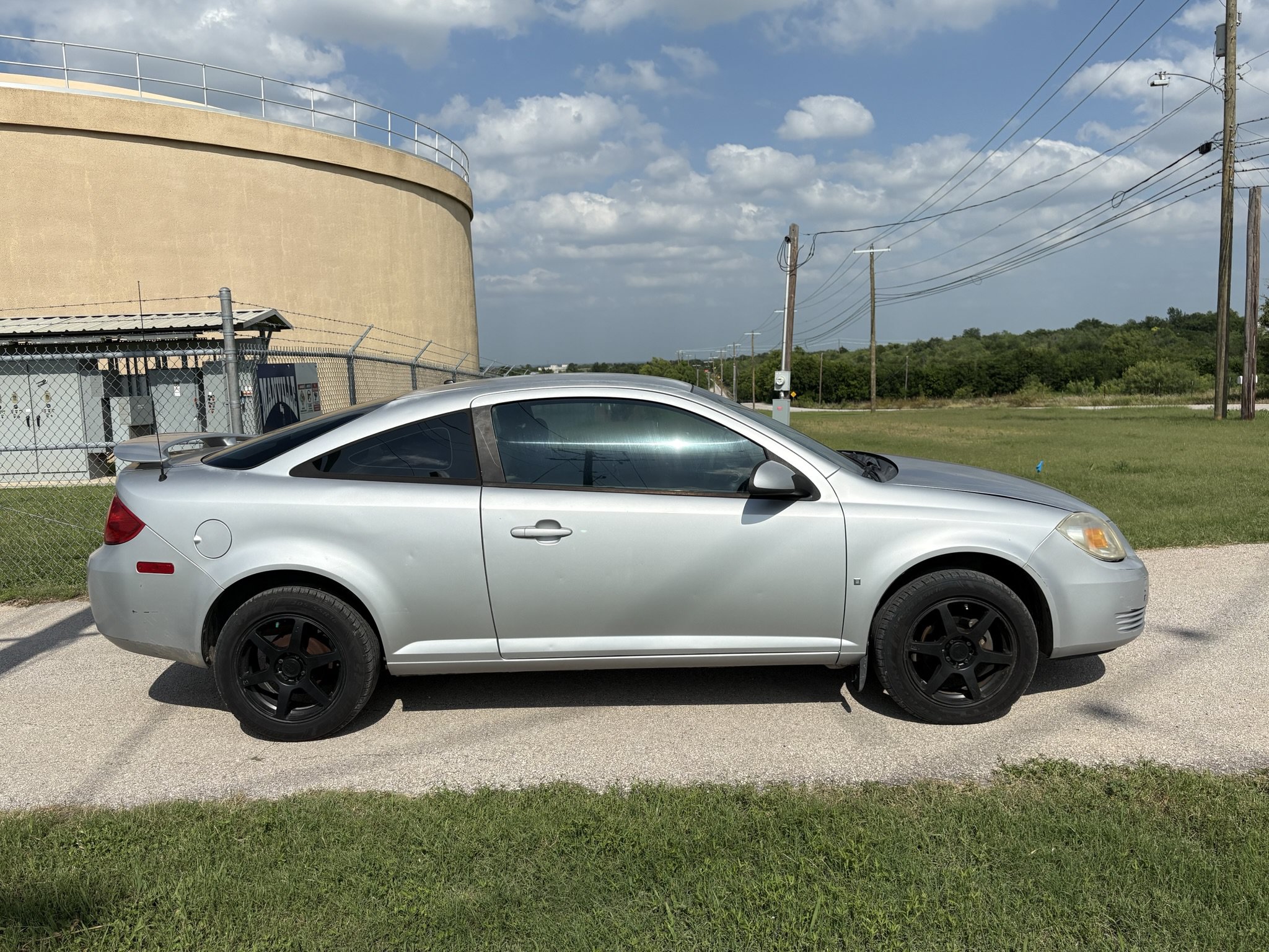 Used 2008 Pontiac G5 FWD image 3
