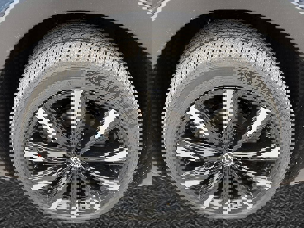 New 2026 Toyota Crown Platinum image 11