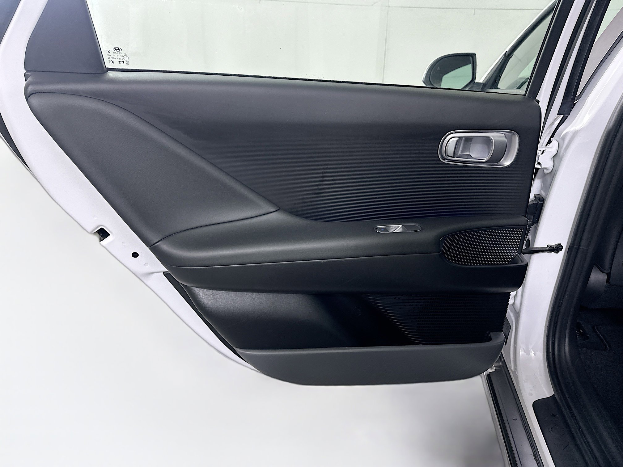 Used 2024 Hyundai Ioniq 6 SEL RWD image 26