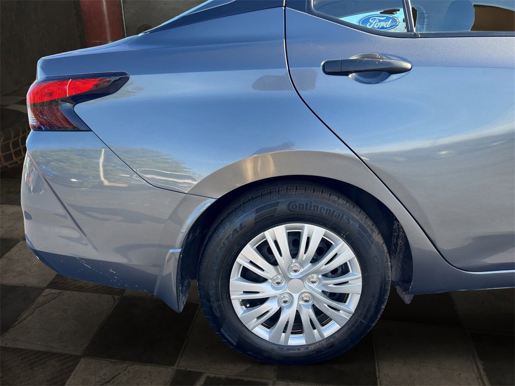 Used 2022 Nissan Versa S image 33