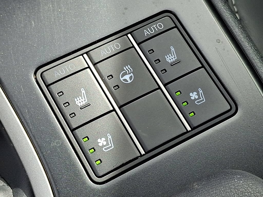 Used 2024 Lexus UX 250h AWD w/ Premium Package image 25
