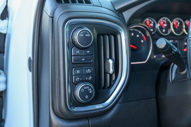 Used 2023 Chevrolet Silverado 2500 LT w/ Convenience Package image 12