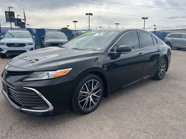 Used 2024 Toyota Camry XLE w/ Cold Weather Package AWD/4WD image 8