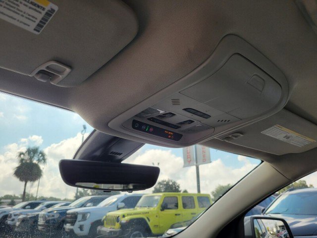 Used 2023 GMC Acadia Denali w/ Denali Ultimate Package image 25