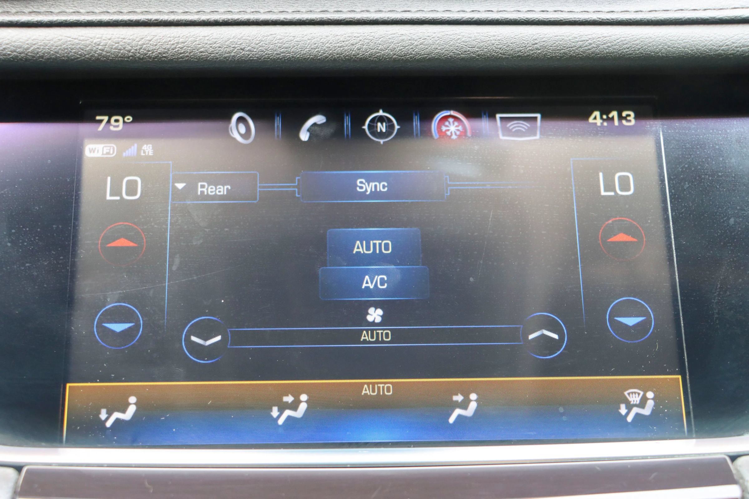 Used 2019 Cadillac XT5 Premium Luxury w/ Driver Assist Package FWD image 36