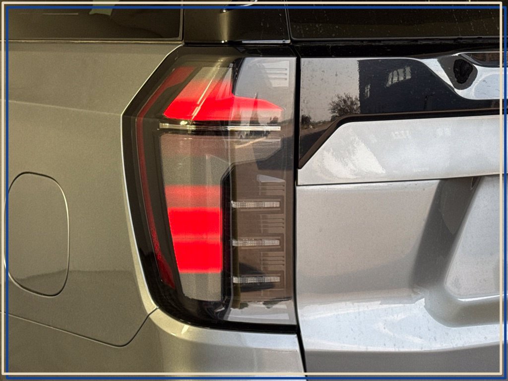 Certified 2025 Chevrolet Suburban Premier AWD/4WD image 48