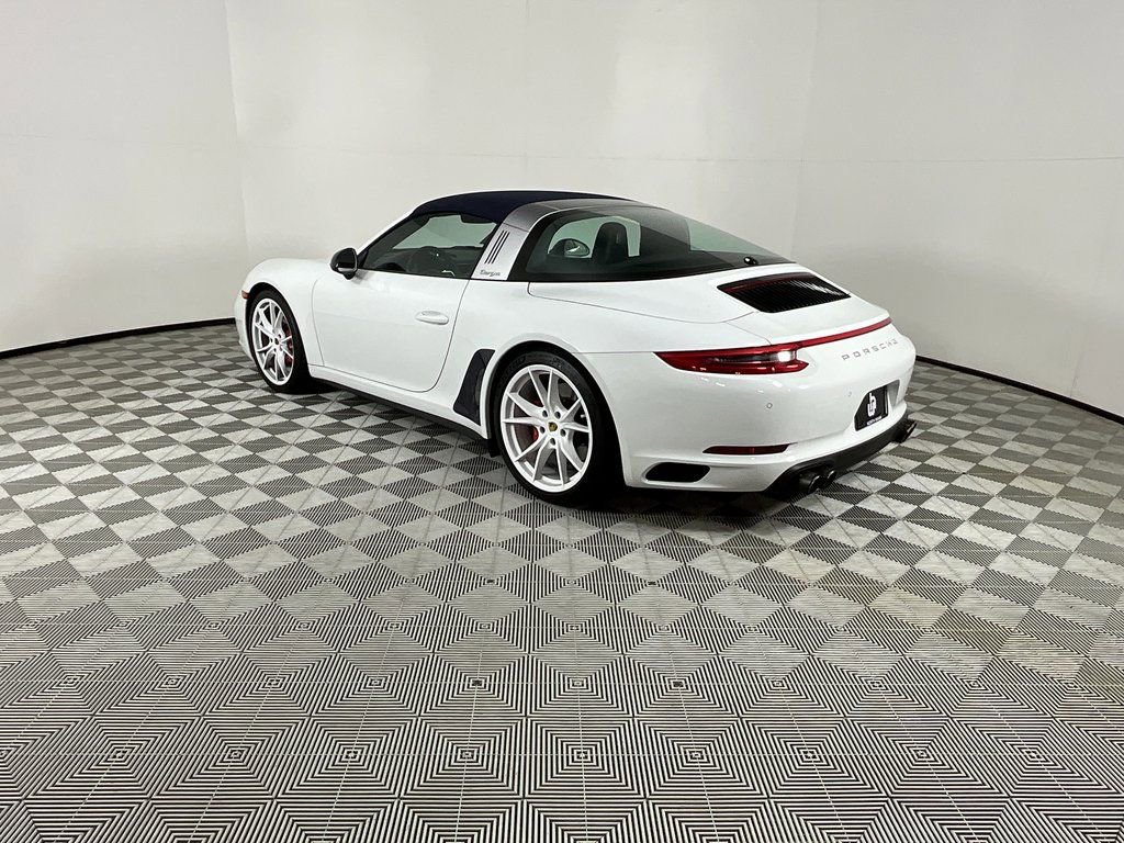 Used 2018 Porsche 911 Targa 4 GTS image 3